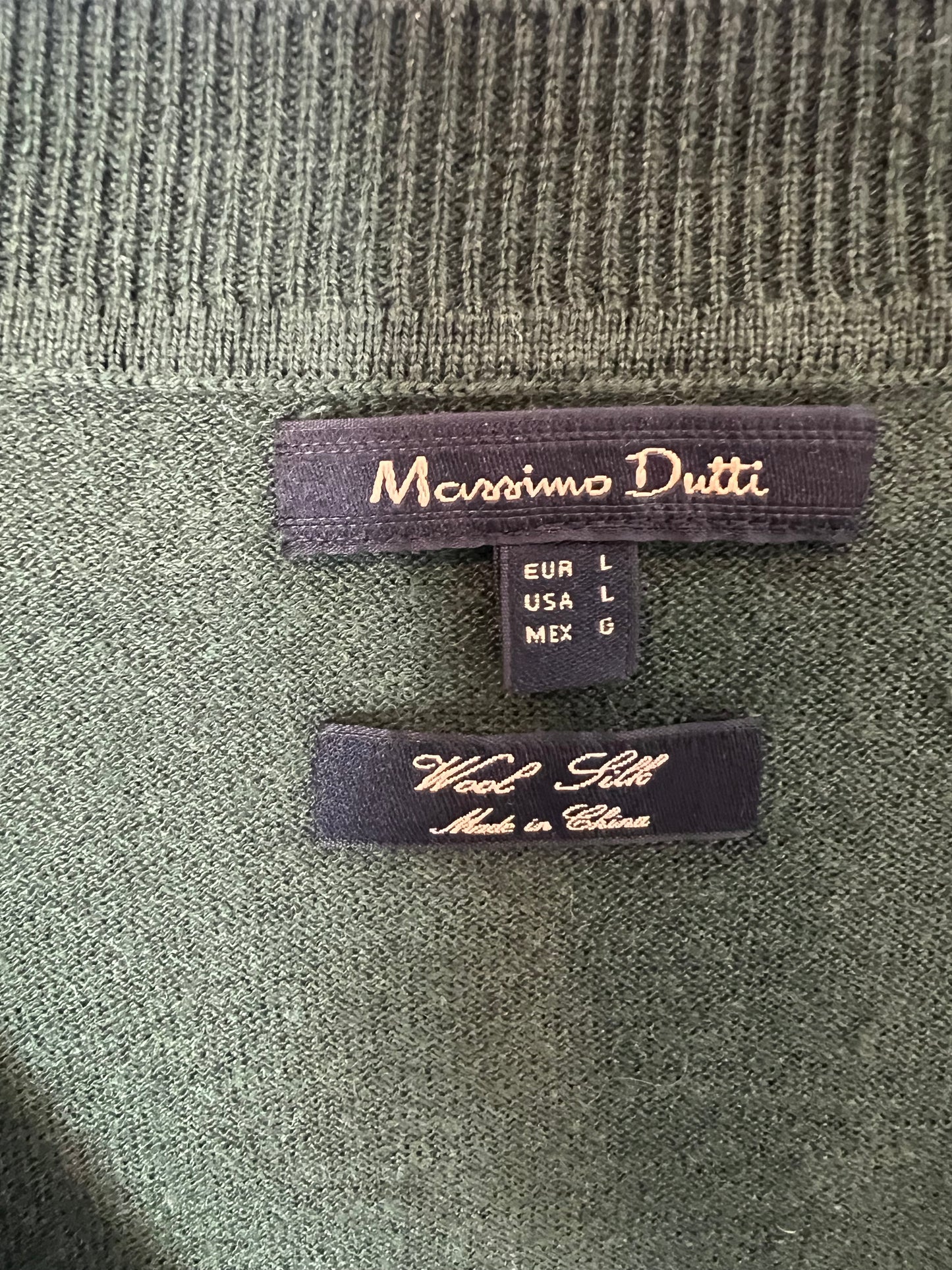 MASSIMO DUTTI. Jersey verde con seda y lana T.40
