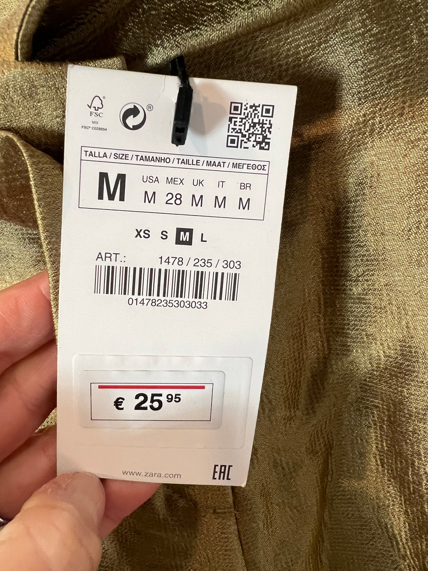 ZARA. Pantalón fluido dorado T.m