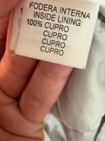 BRUNELLO CUCINELLI. Gabardina beige capucha .