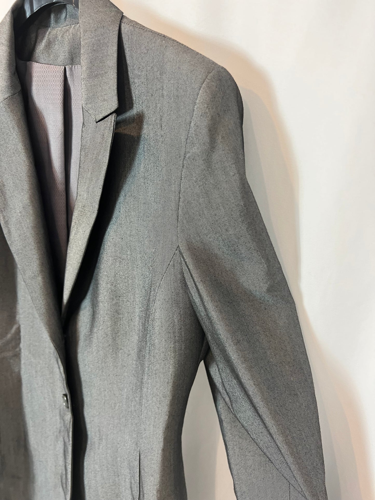 FÓRMULA JOVEN. Chaqueta larga gris textura. T 40( M)