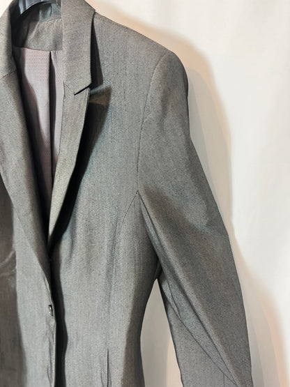 FÓRMULA JOVEN. Chaqueta larga gris textura. T 40( M)