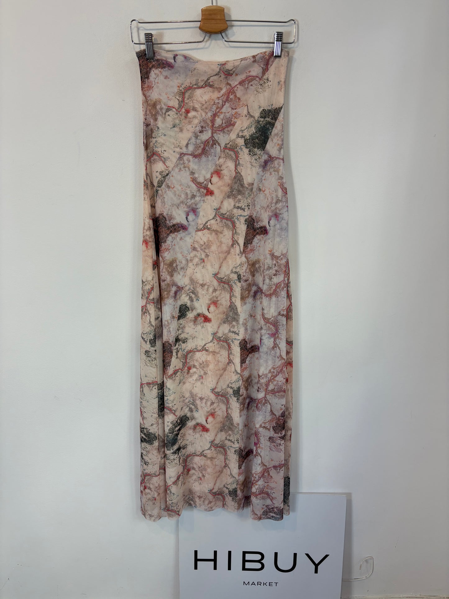 OTRAS. Vestido midi palabra de honor estampado. T S