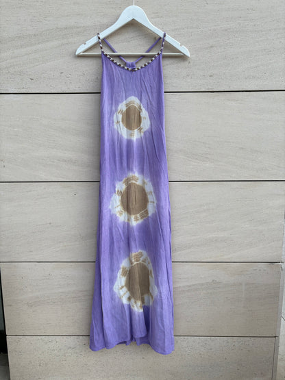 OTRAS. Vestido midi malva detalle abalorios