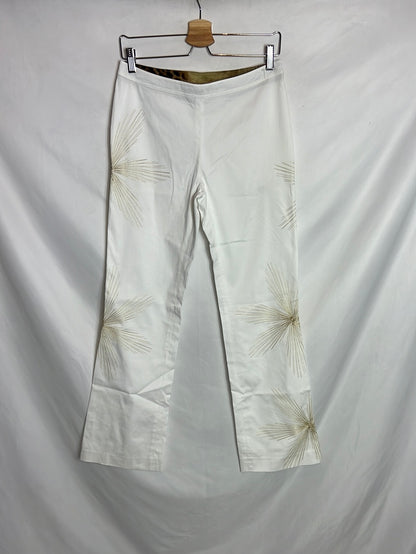ROBERTO CAVALLI. White trousers with gold embroidery. Size 42 (40)