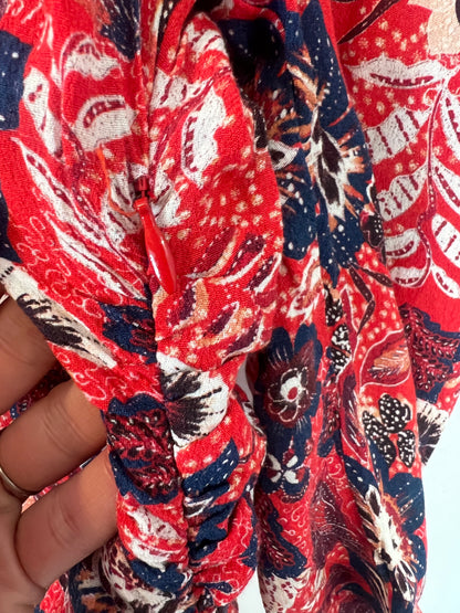 SOPHIE AND LUCIE. Vestido midi rojo estampado. T 38