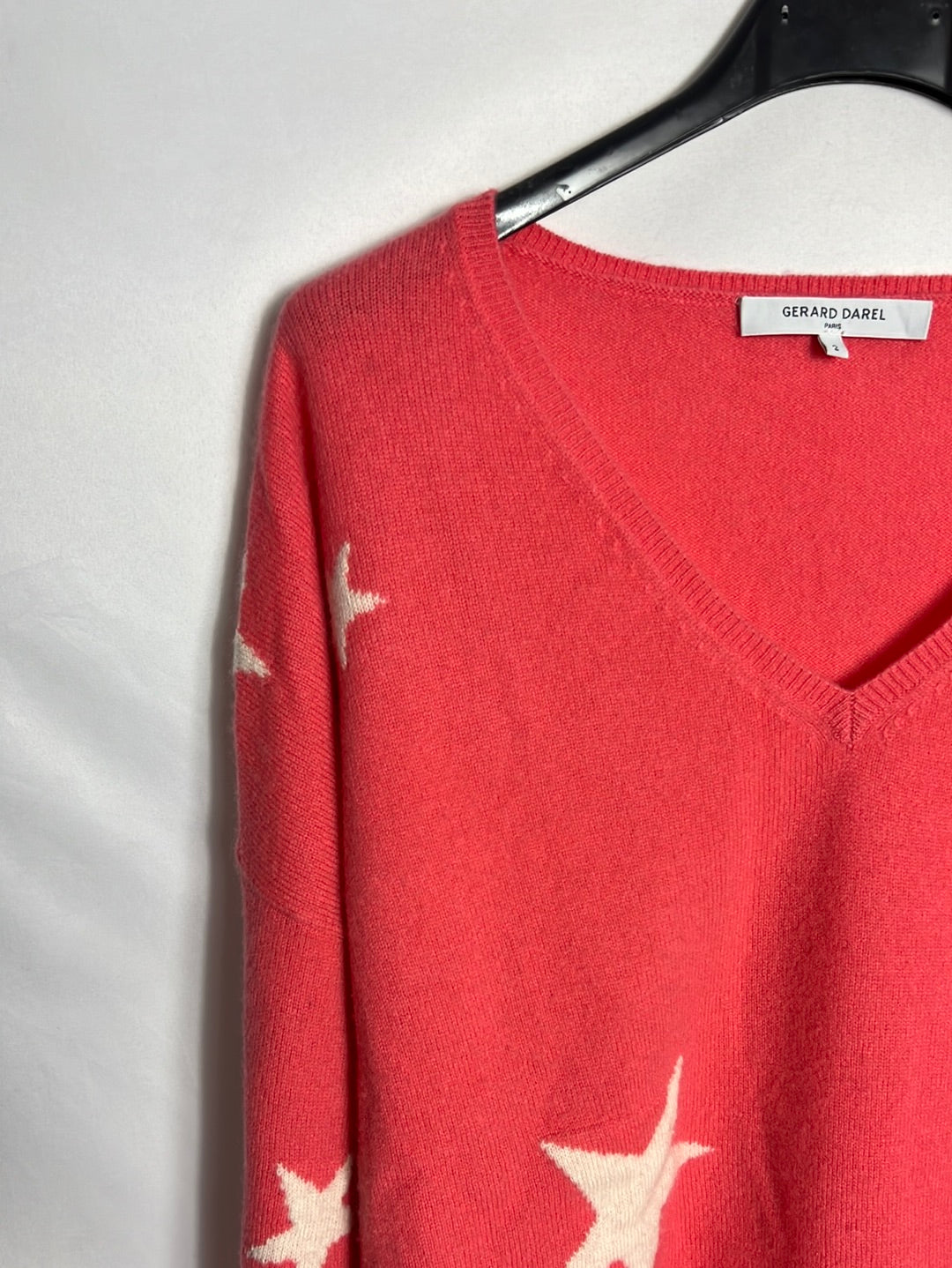 GERARD DAREL. Jersey cashmere rosa estrellas . T2 (M)