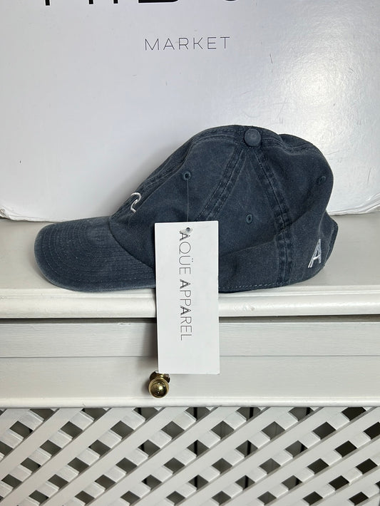 AQUEAPPAREL. Gorra azul efecto desgastado