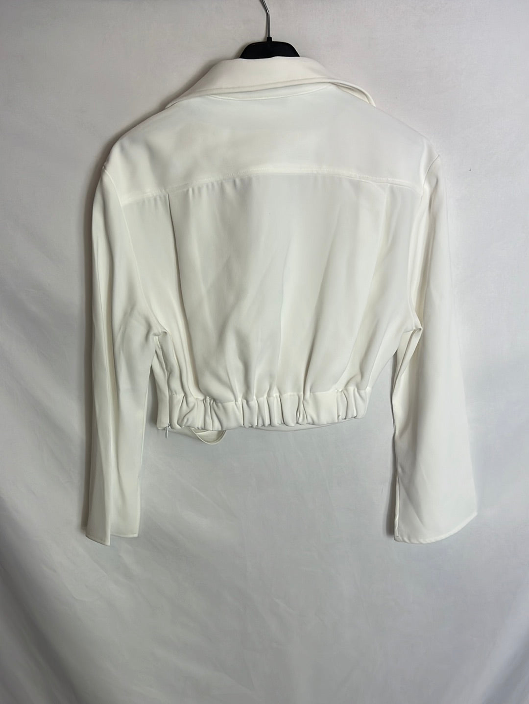 ZARA. Blusa corta crop cruzada. T S