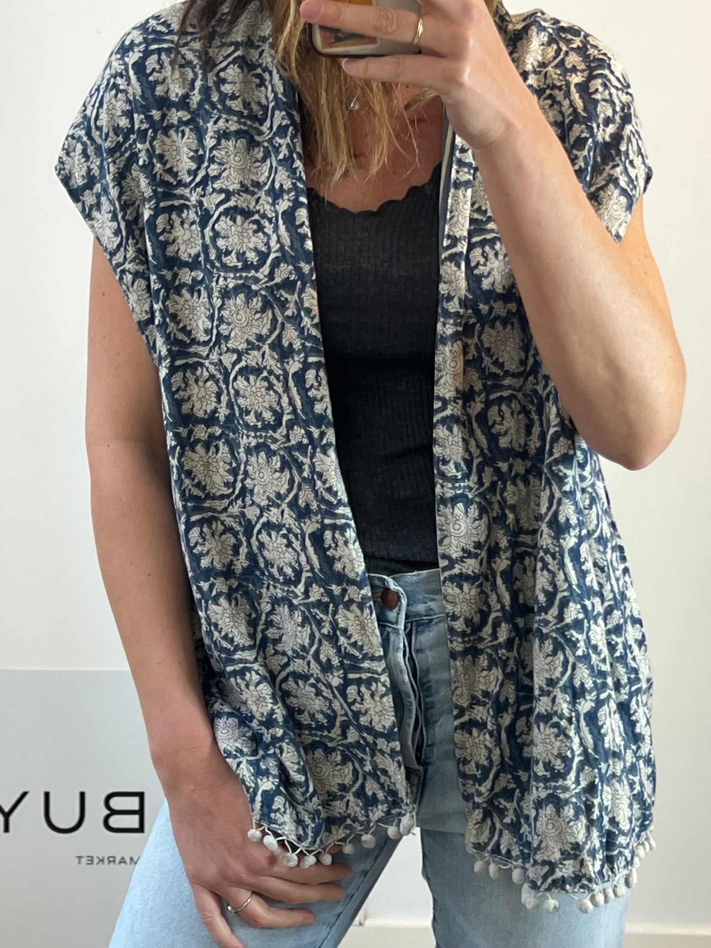 MANGO. Kimono estampado azules. T M