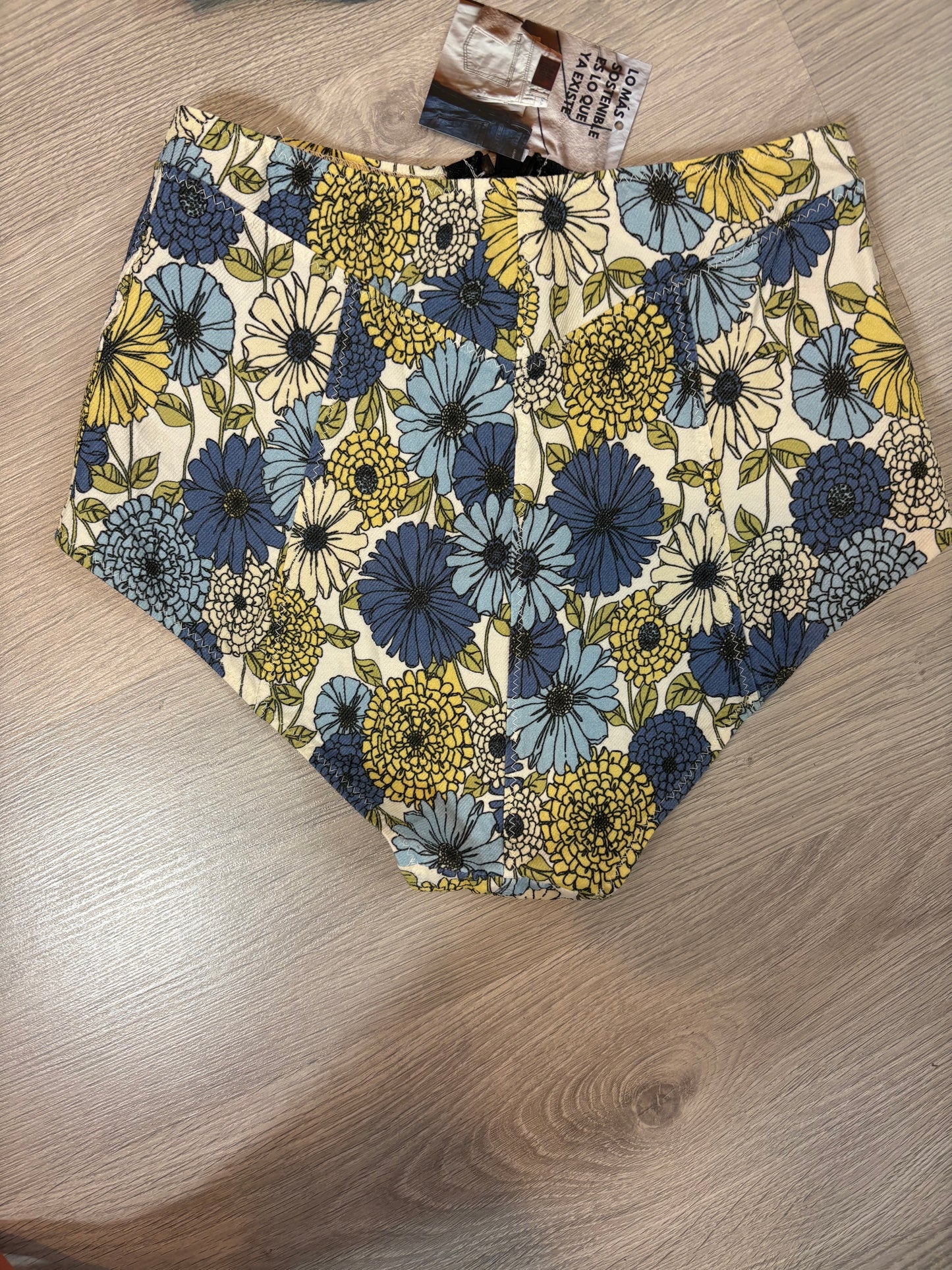 LISA MAIRE FERNÁNDEZ. Bikini estampado flores. T M