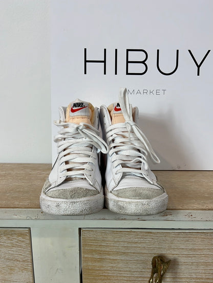 NIKE. High-top sneakers size 39