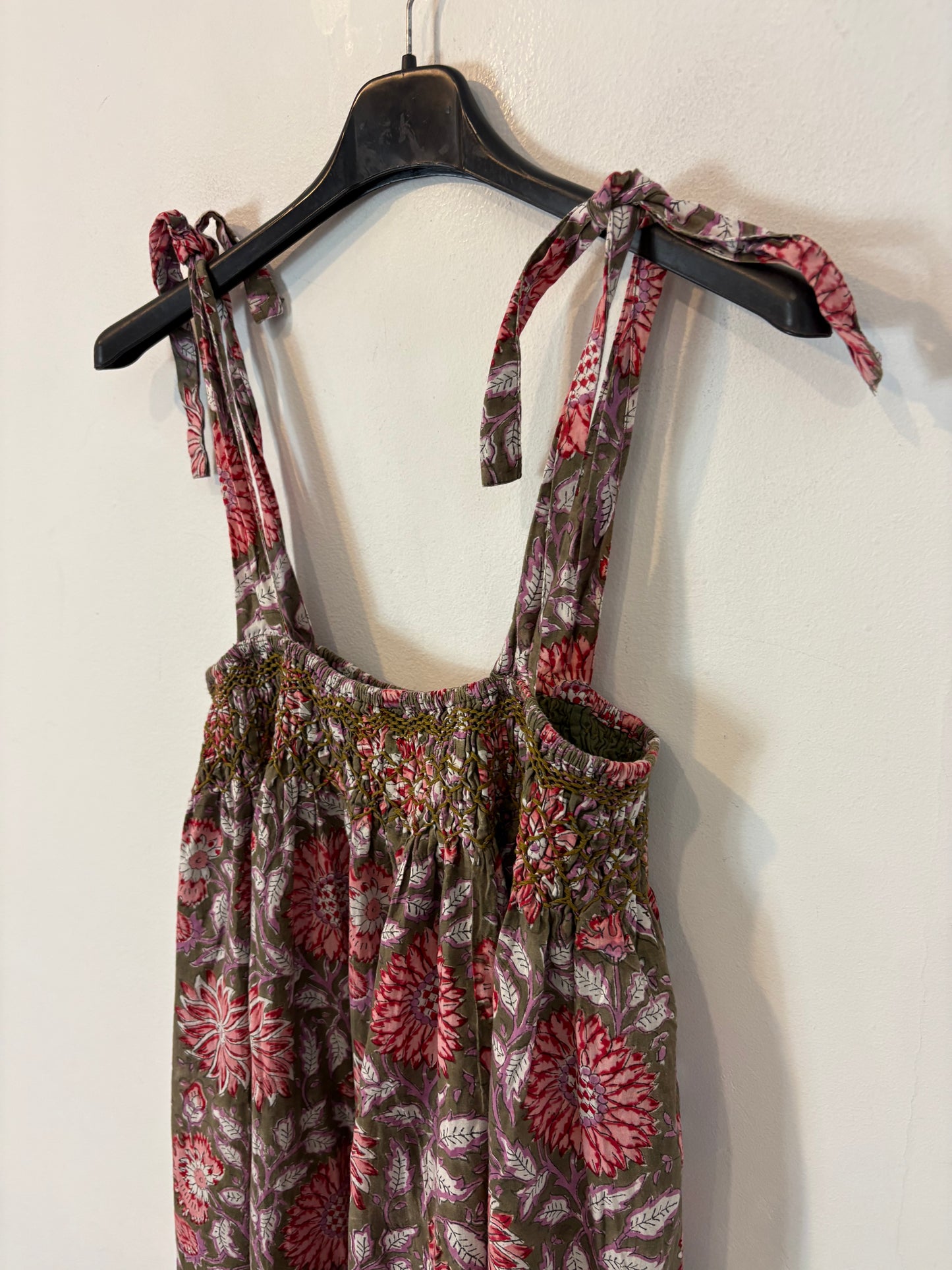 MININA LOVES. Vestido largo de flores