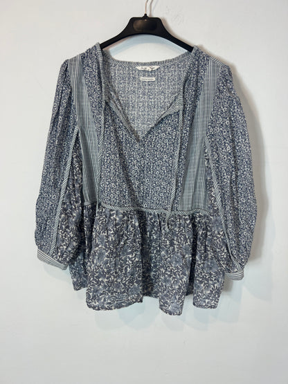 Blue floral flowing blouse Ts