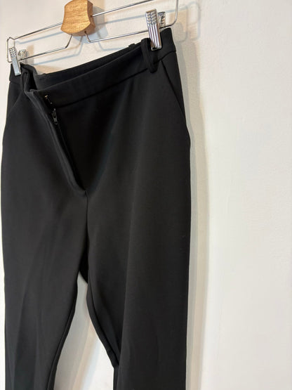 PATRIZIA PEPE. Traje de chaqueta negro botones dorados