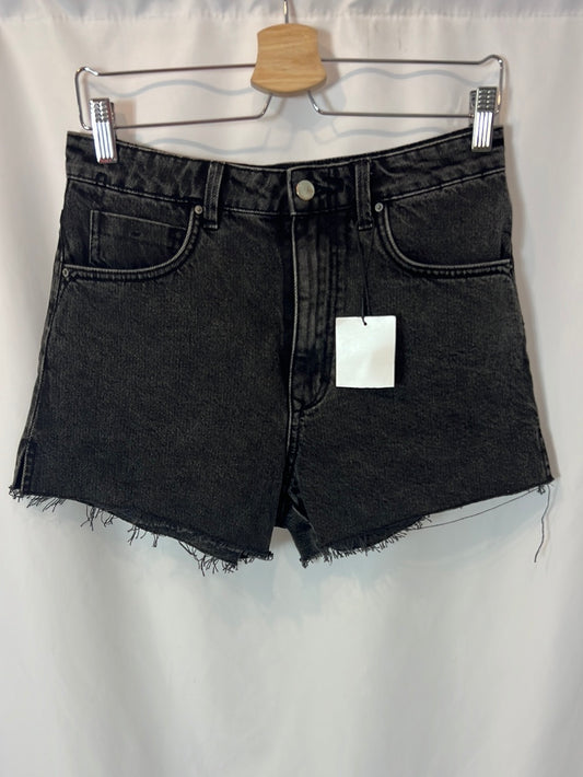ZARA. Denim shorts gris oscuro. T 38