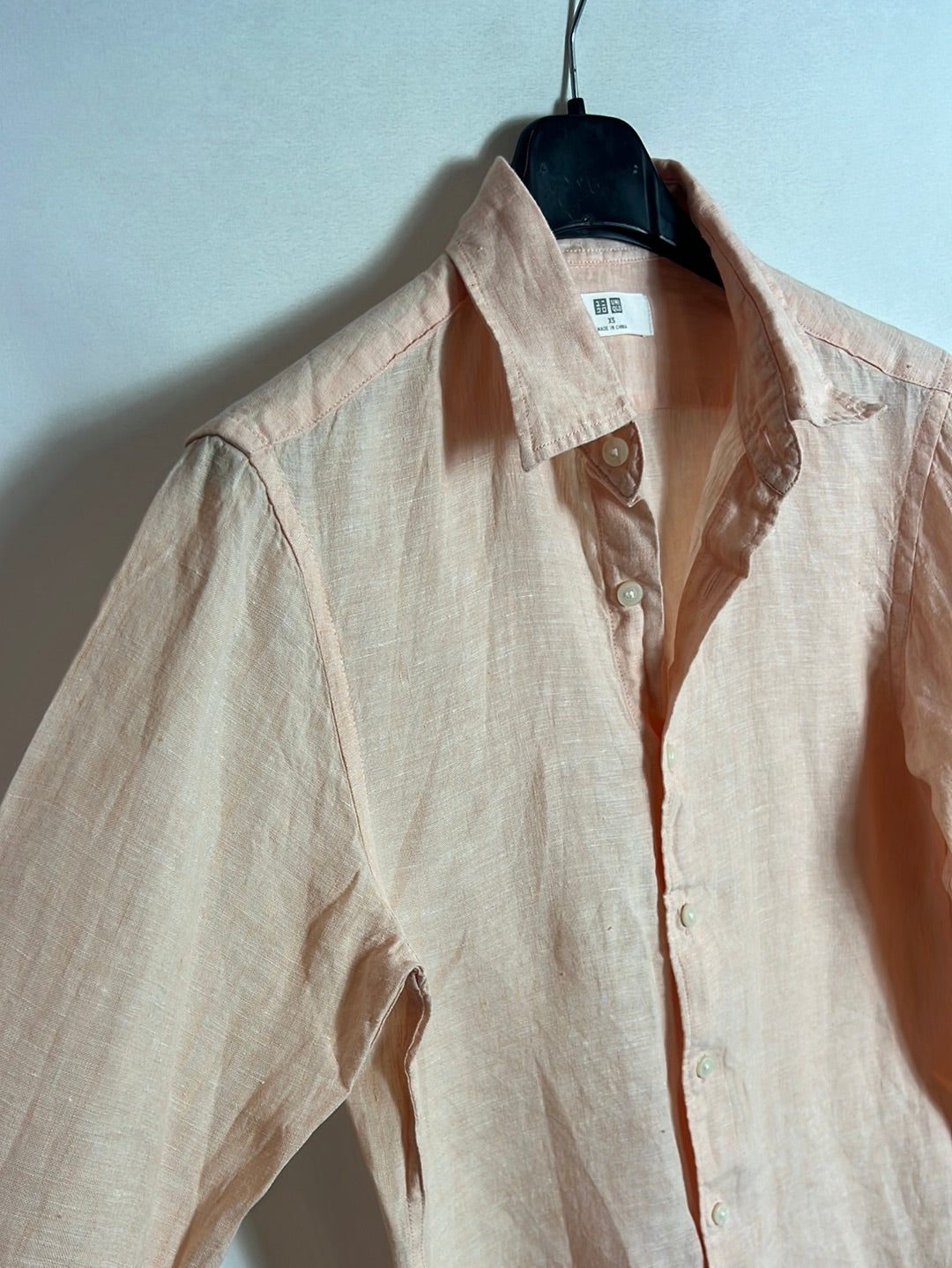 UNIQLO. Pastel flecked linen shirt. XS