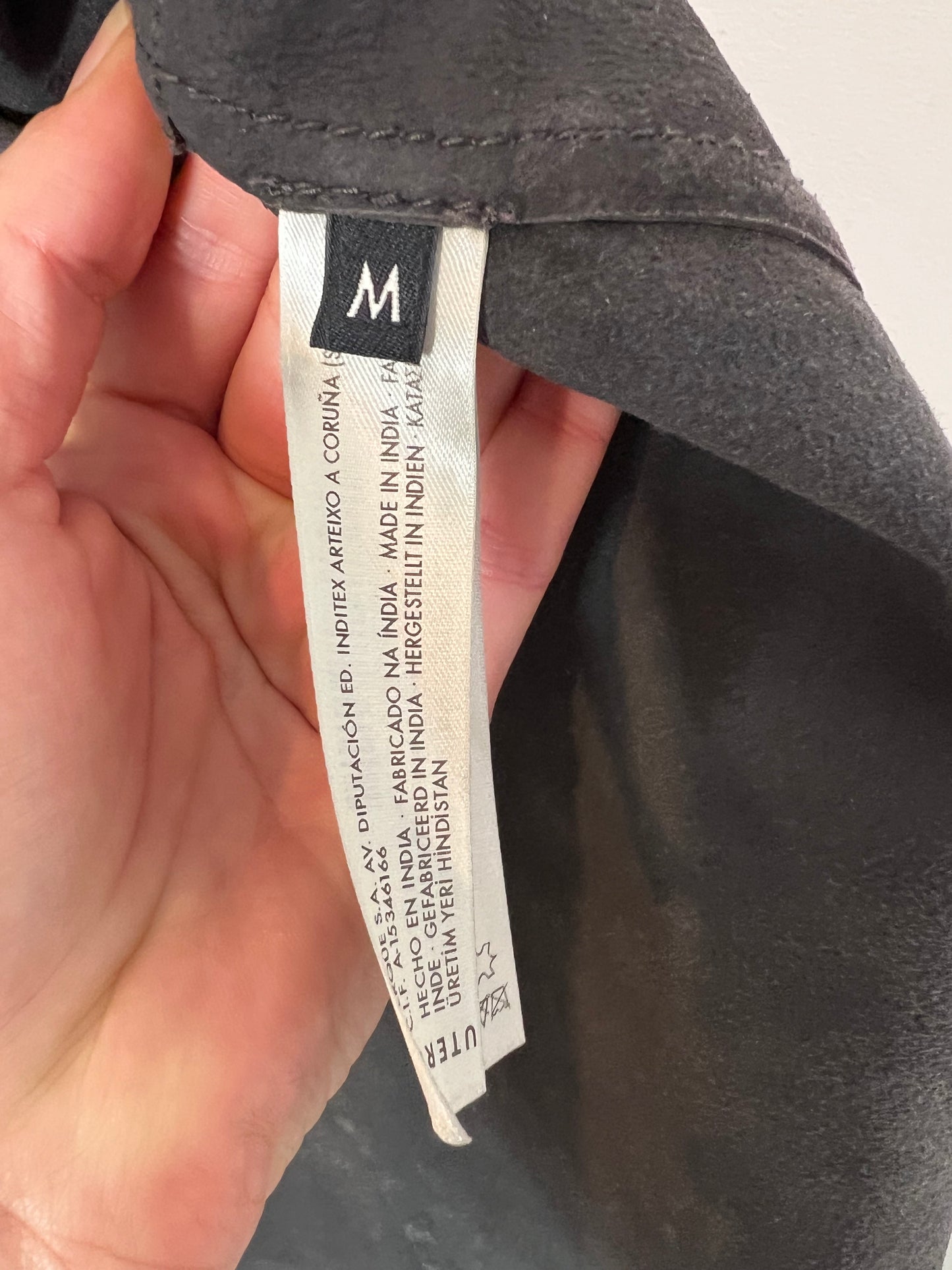 UTERQÜE. Chaqueta marrón chocolate piel. T M