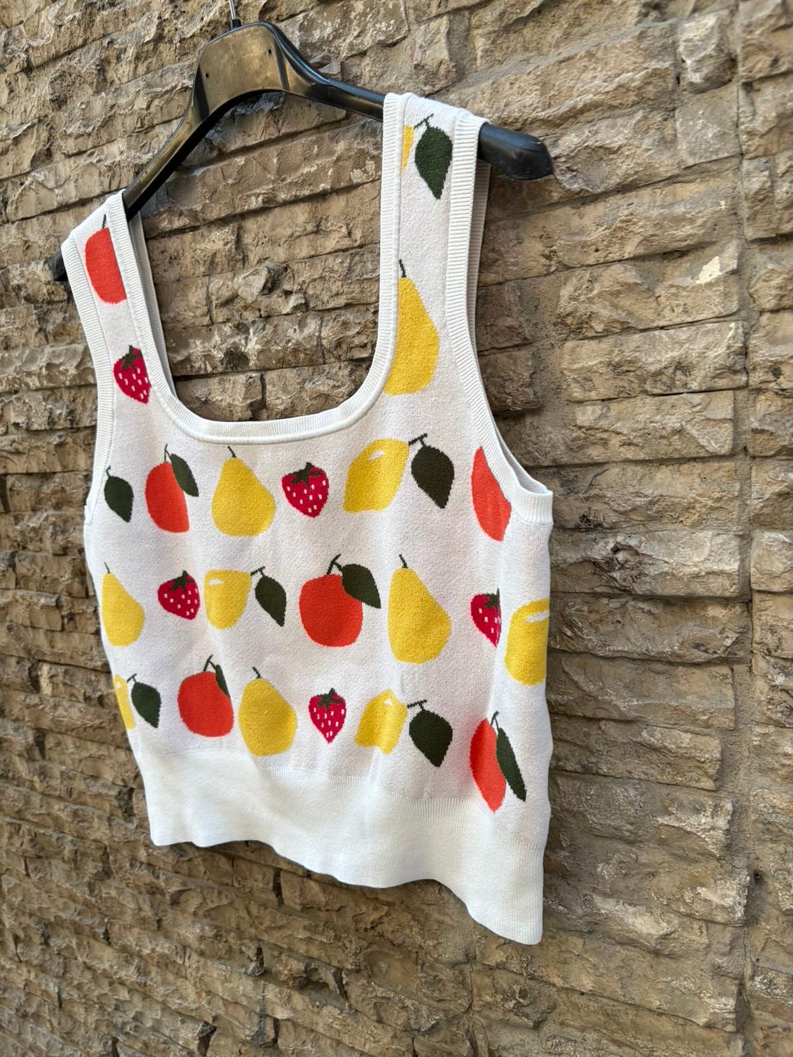 &OTHER STORIES. Top punto frutas