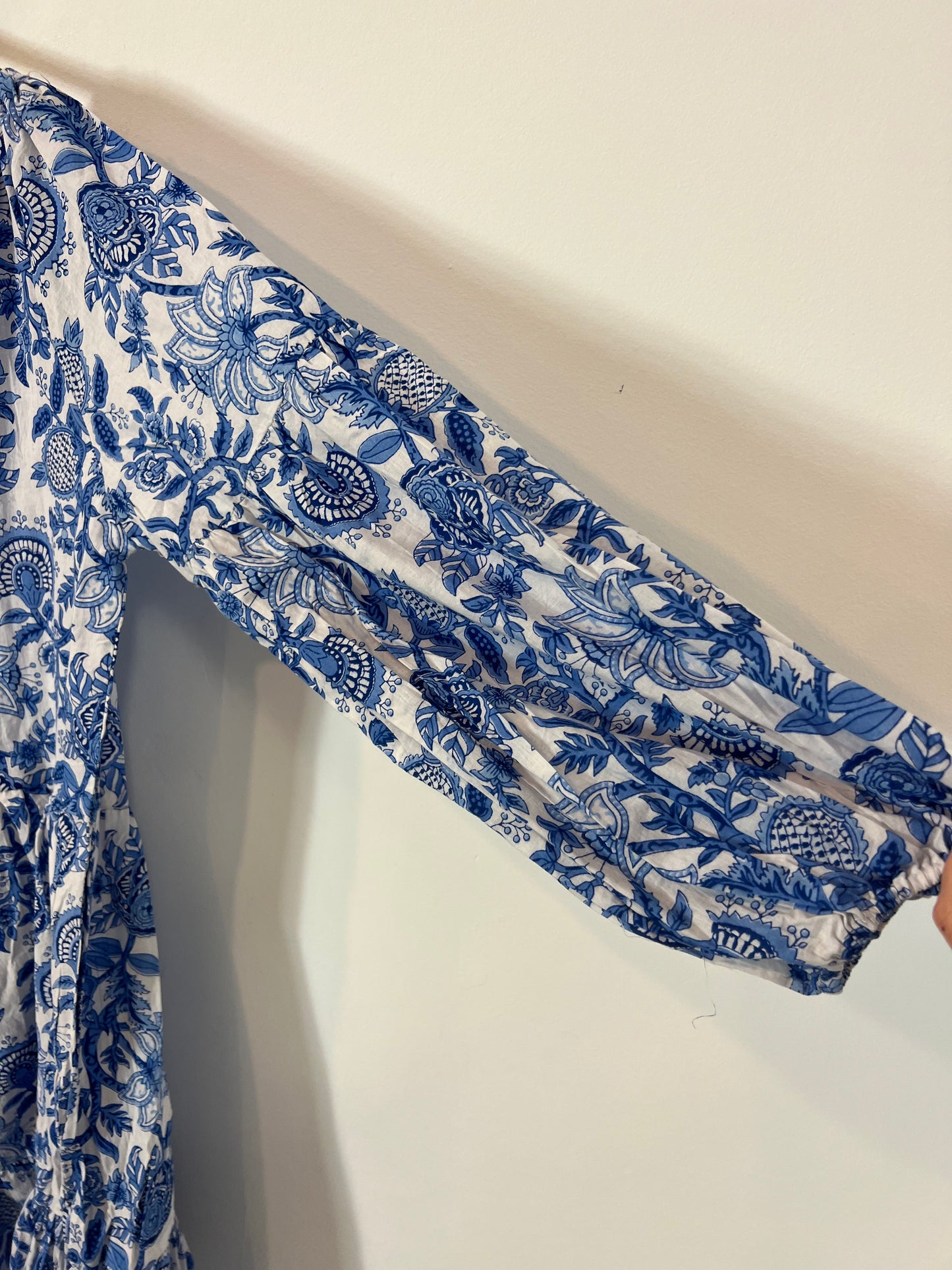 BUGANVILIA. Long dress with blue flowers TL