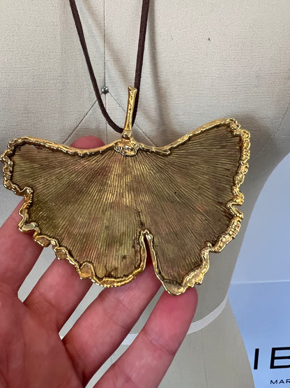 OTHERS. Gold leaf necklace/brooch