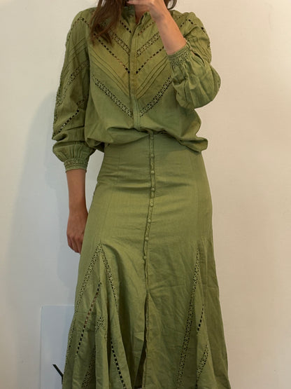 SÉZANE. Green blouse with die-cut details. Size 38
