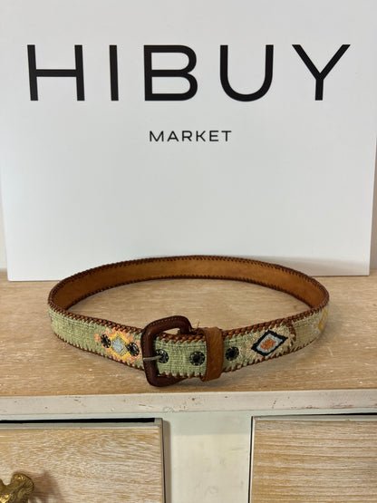 OTHERS. Green embroidered belt size 32