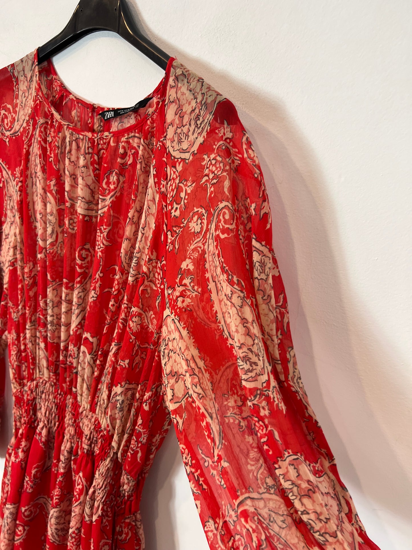 ZARA. Flowy printed short dress. TM
