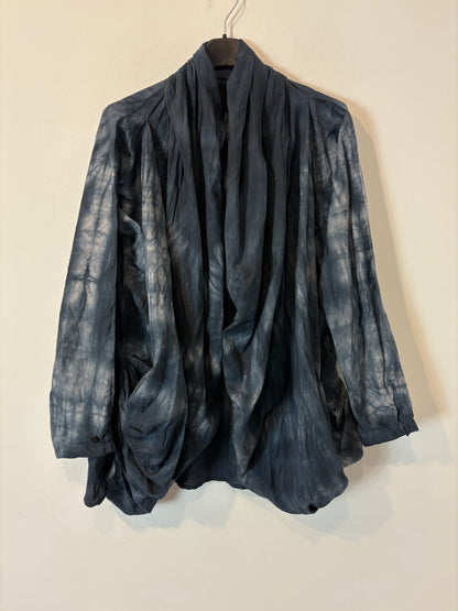 BOSS ORANGE. Kimono azul detalle mangas