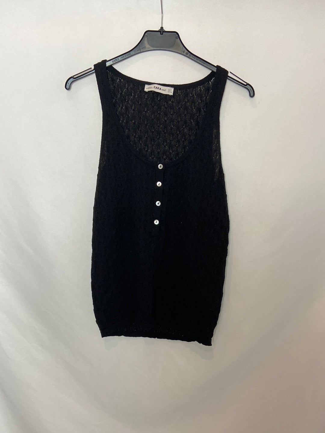 ZARA. Top negro punto T.m