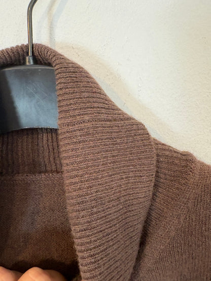 OTHERS. Brown cashmere turtleneck sweater. TS