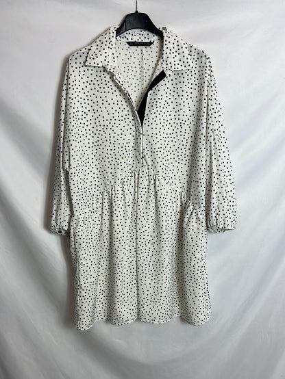 ZARA. White polka dot oversized dress. TS