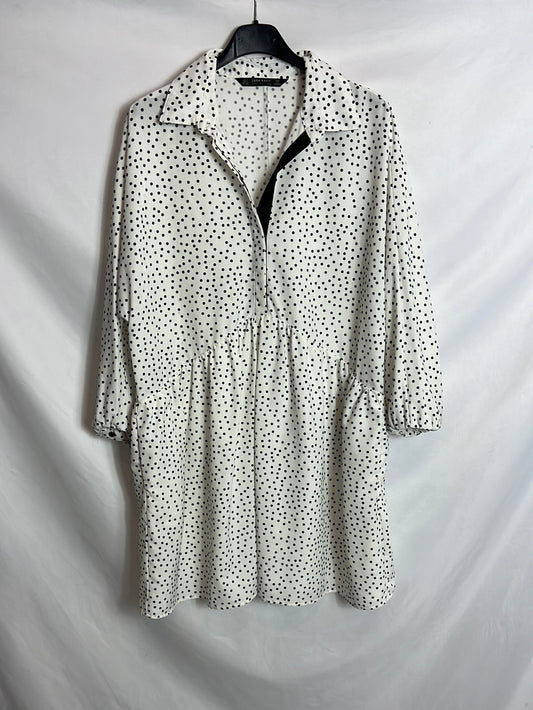 ZARA. White polka dot oversized dress. TS