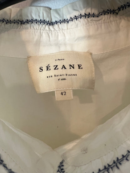 SEZANE. White sleeveless blouse with details, size 42