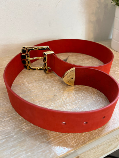 UTERQÜE. Cinturón rojo piel. T 75