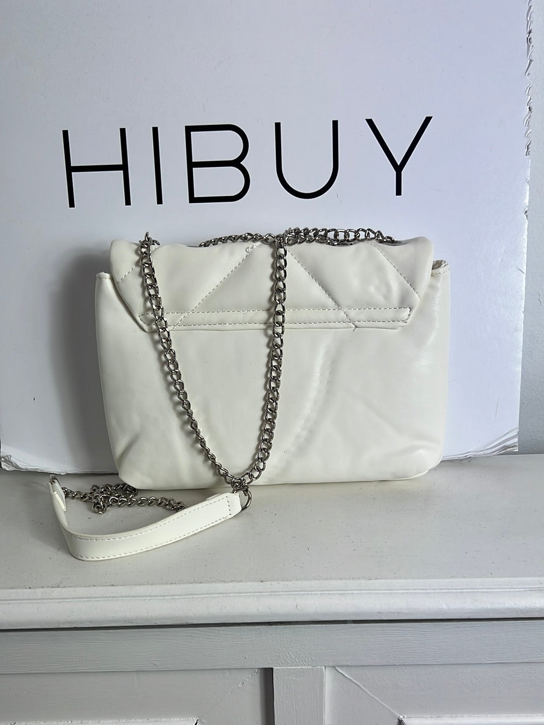 INSIDE. Bolso guateado blanco