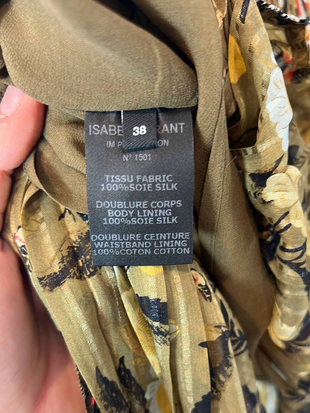 ISABEL MARANT. Printed pleated silk skirt. Size 38