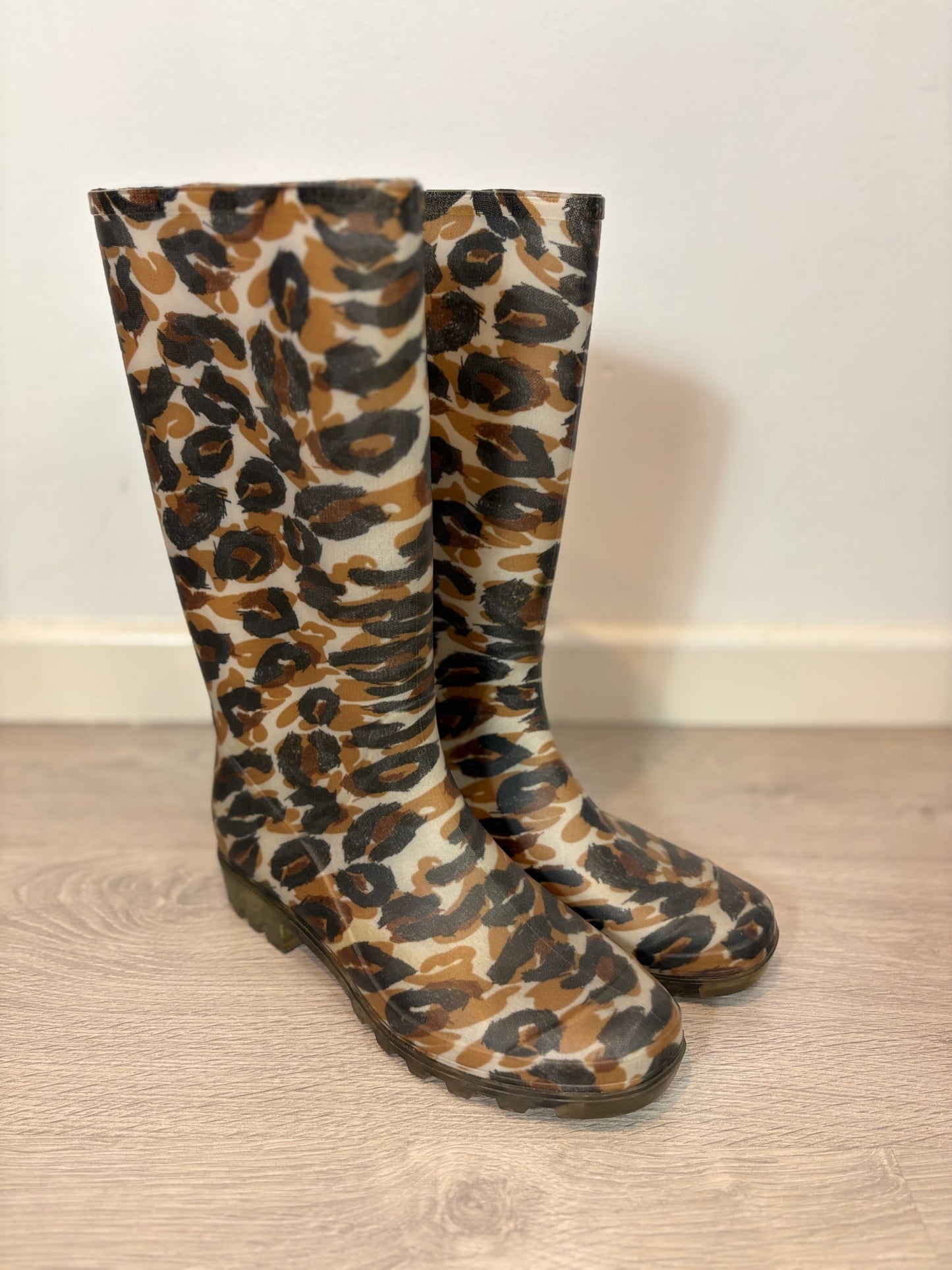 BIMBA Y LOLA . Botas de agua camuflaje. T 40