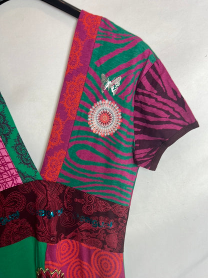 DESIGUAL. Vestido verde escote espalda. T S