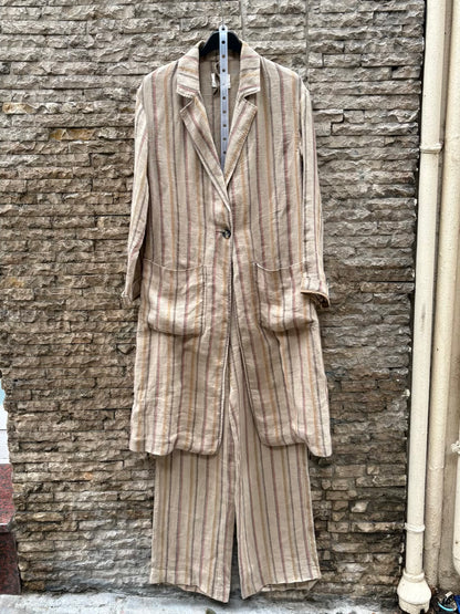 DIEGA. Conjunto lino rayas chaqueta y pantalón