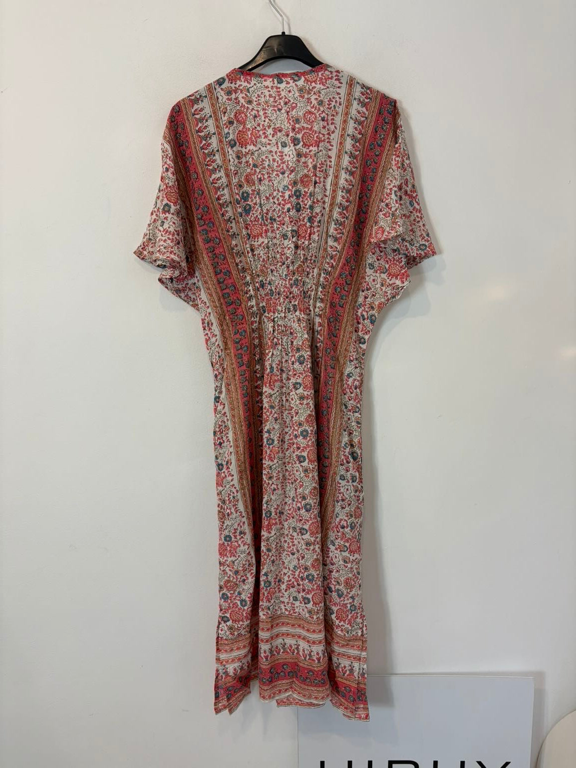 MABE. Vestido midi fluido estampado