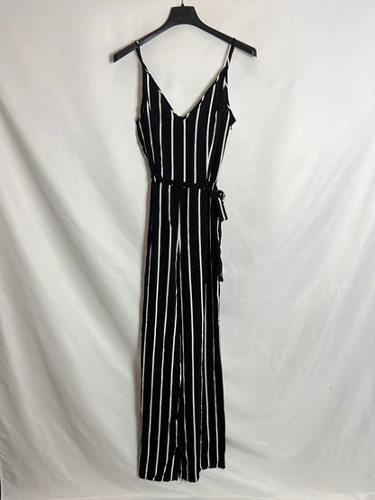 FOREVER 21. Mono largo negro rayas blancas. T M