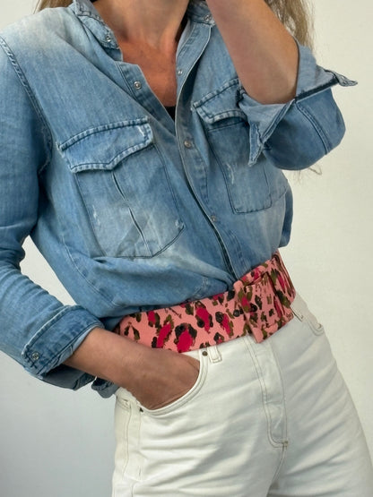 CAROLINA HERRERA . Cinturón rosa estampado