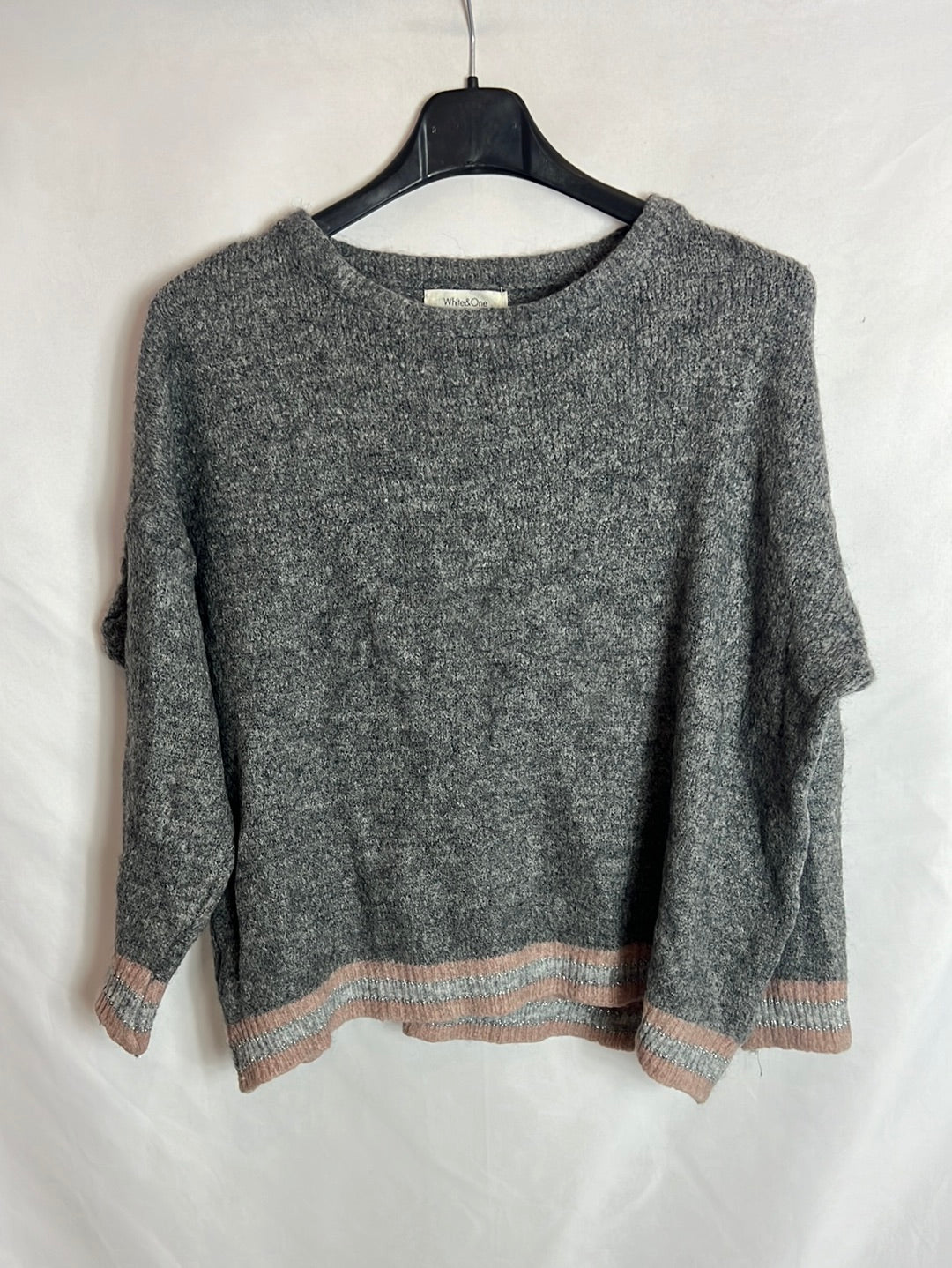 WHITE&amp;ONE. Gray sweater with detail. YOU (S)