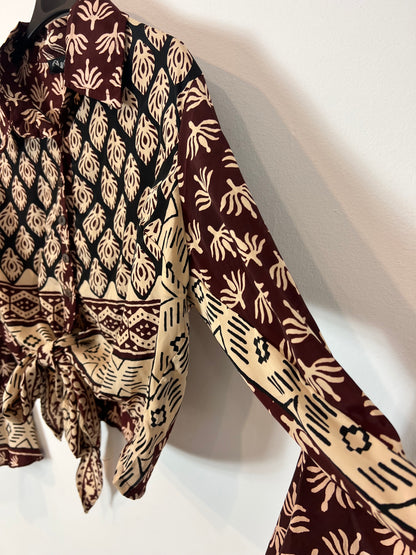 OTHERS. Total look: flowing trousers and YOUR top