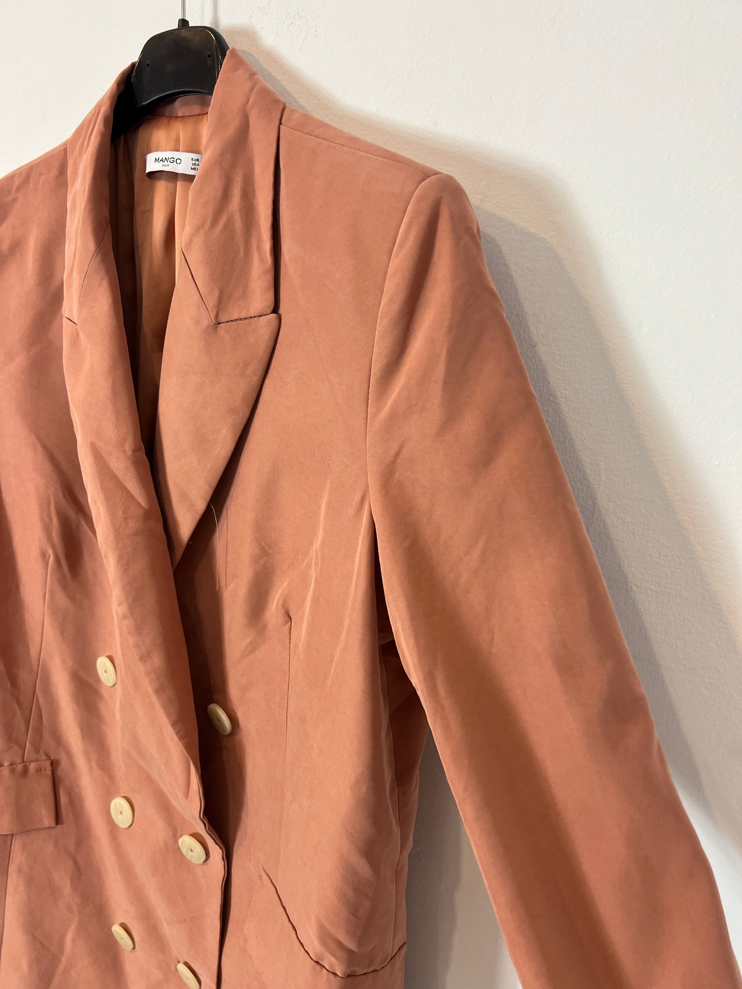 MANGO. Traje de chaqueta teja T.m/l