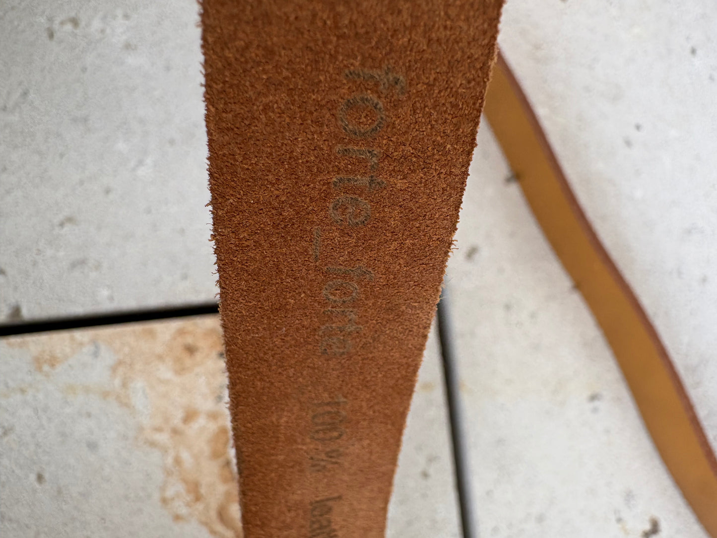 FORTE FORTE. Gold leather belt. TS/M