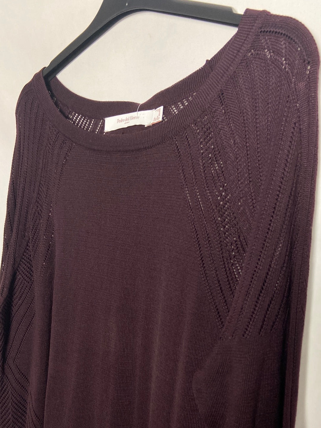 PEDRO DEL HIERRO. Burgundy openwork sweater. TS