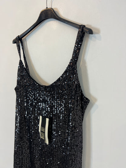 PINK WOMAN. vestido negro lentejuelas T.s