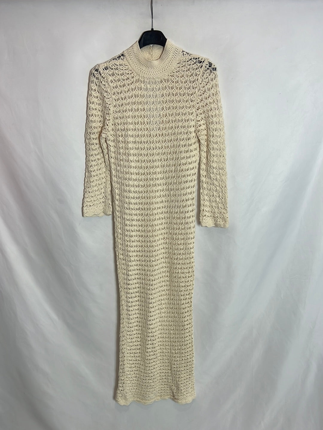 MANGO. Vestido midi troquelado Ts