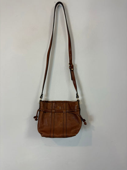 BIMBA Y LOLA. Bolso camel piel asa larga